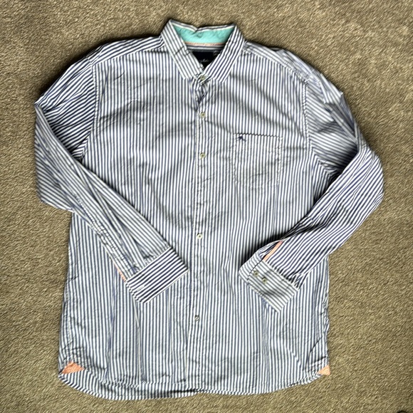 Men’s Tommy Bahama Long Sleeve Button Down - Picture 2 of 5